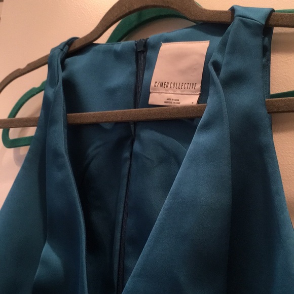 C/MEO turquoise 🦚 vneck Satin tank MEDIUM - Picture 3 of 4